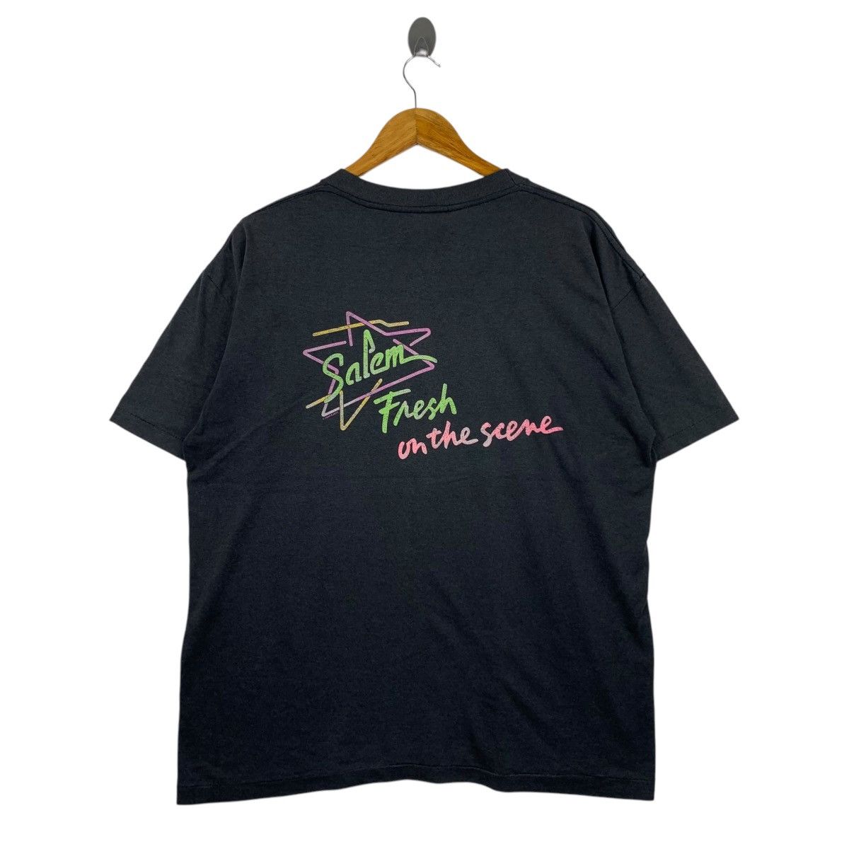 Vintage Vintage 90s SALEM CIGARETTES Neon Graphic Print Sweet Shirt Size US L / EU 52-54 / 3 - 1 Thumbnail