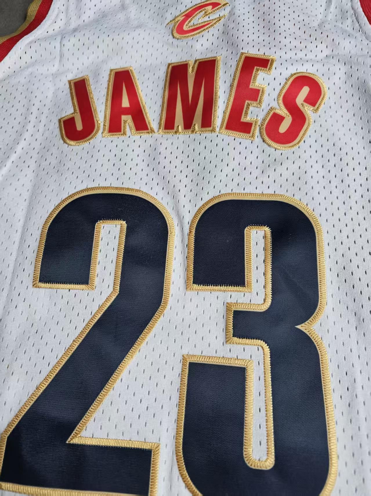 NBA #23 LeBron James Jersey Cavaliers 2003 04 Size US L / EU 52-54 / 3 - 3 Thumbnail