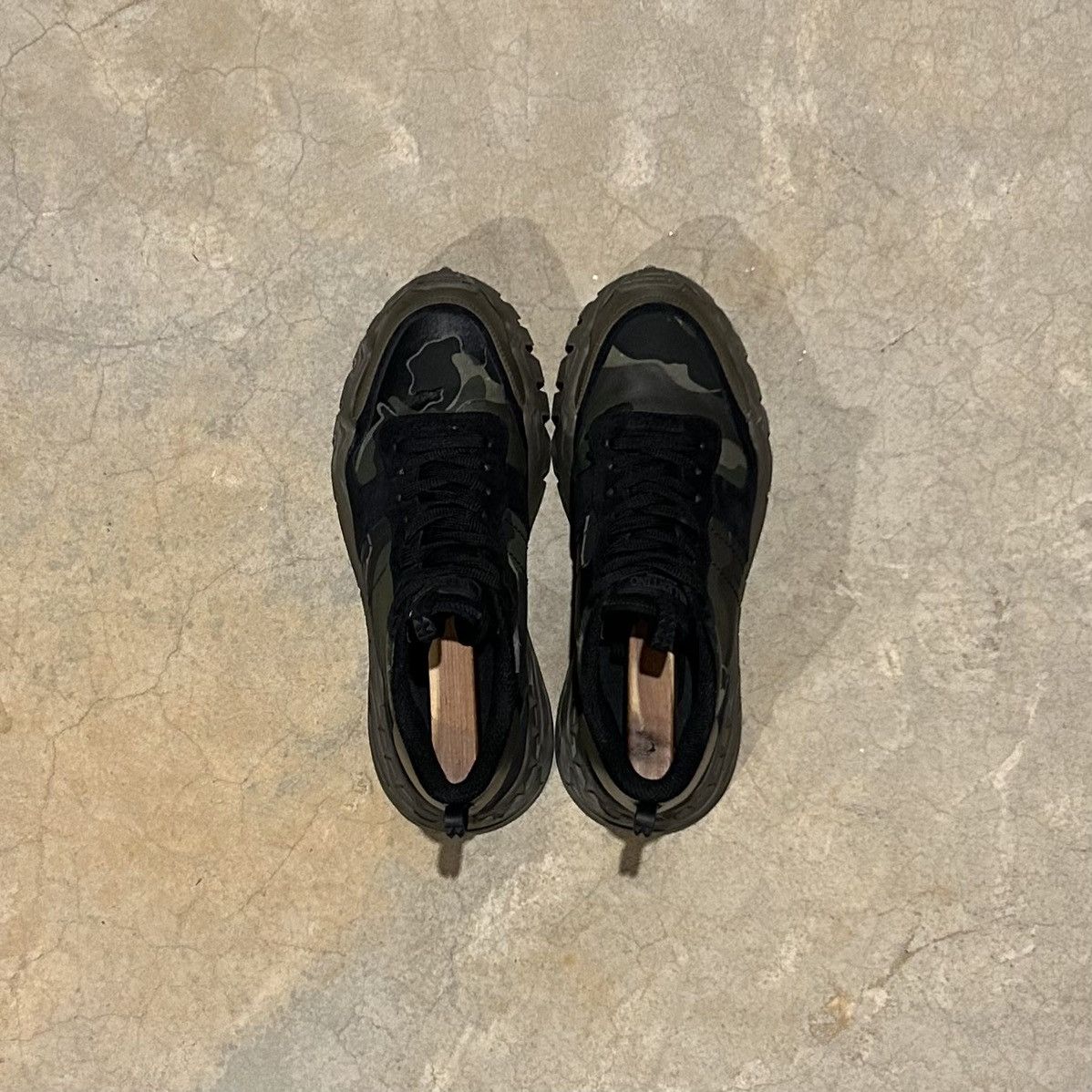 Valentino Valentino Garavani Rockrunner Plus Military Camo Shoes US 10 Size US 10 / EU 43 - 11 Thumbnail