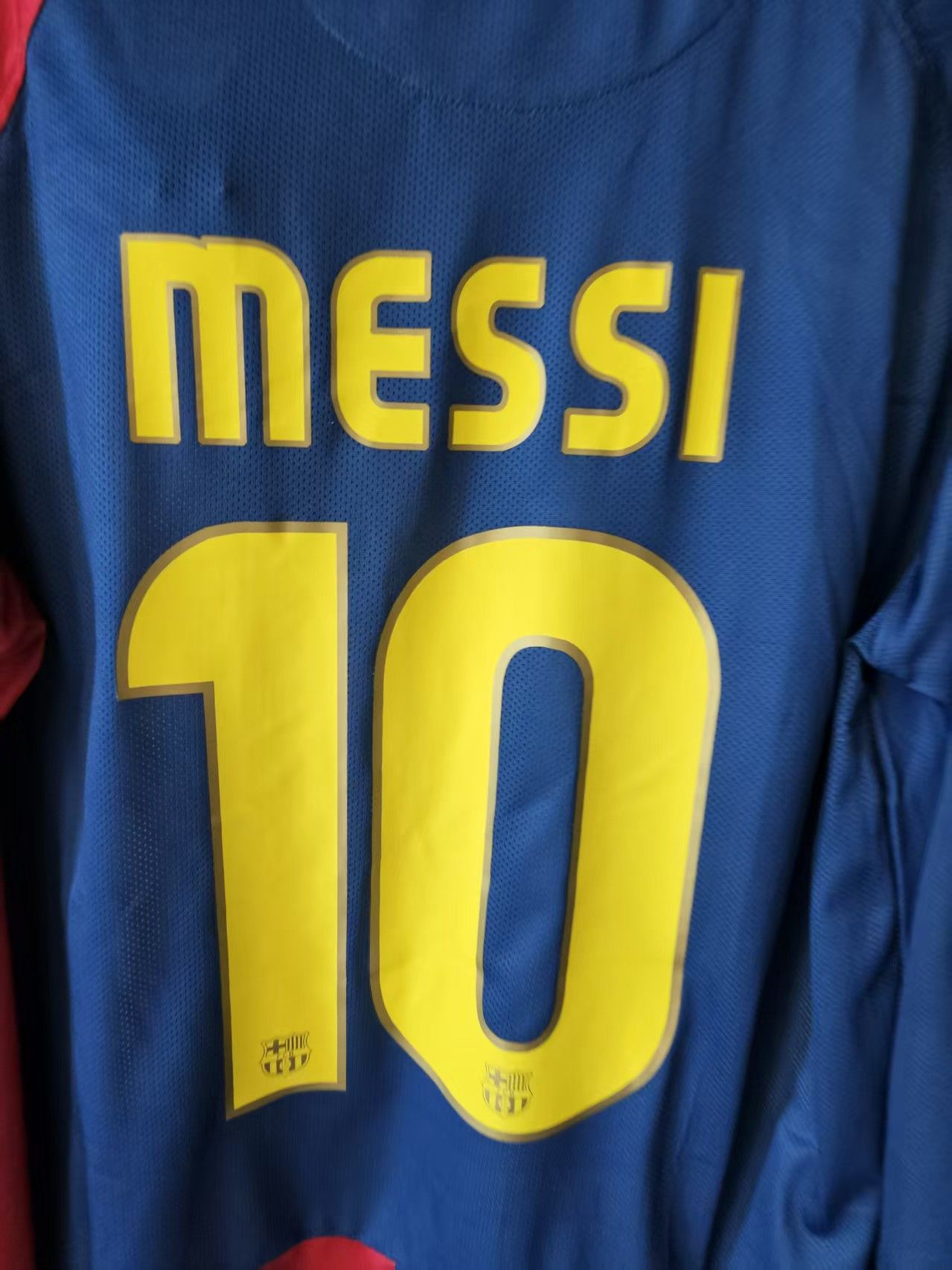 Other 2006 Barcelona #10 Messi Jersey Size US S / EU 44-46 / 1 - 6 Thumbnail