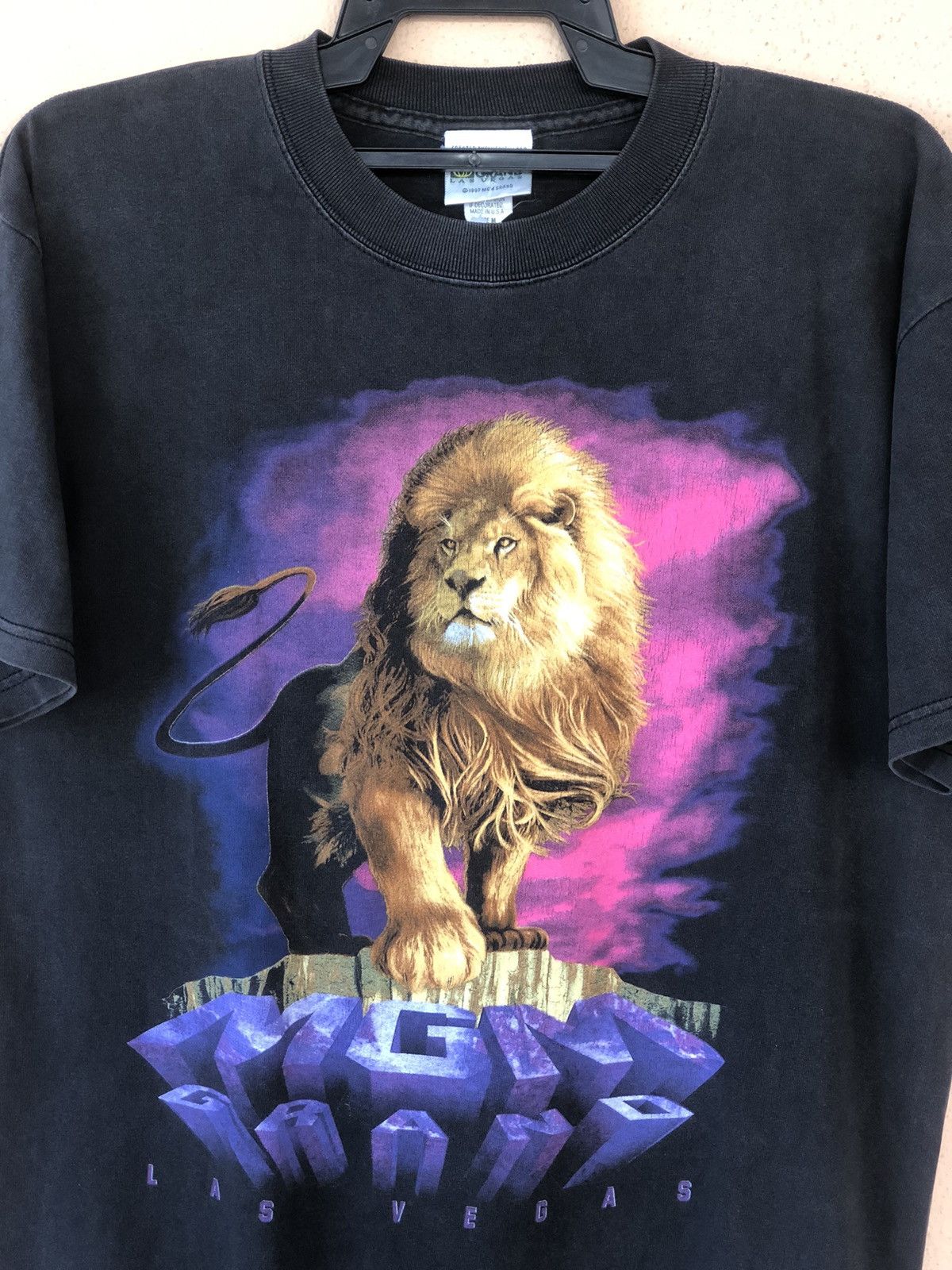 Vintage 90s Lion King MGM GRAND Las Vegas Tee