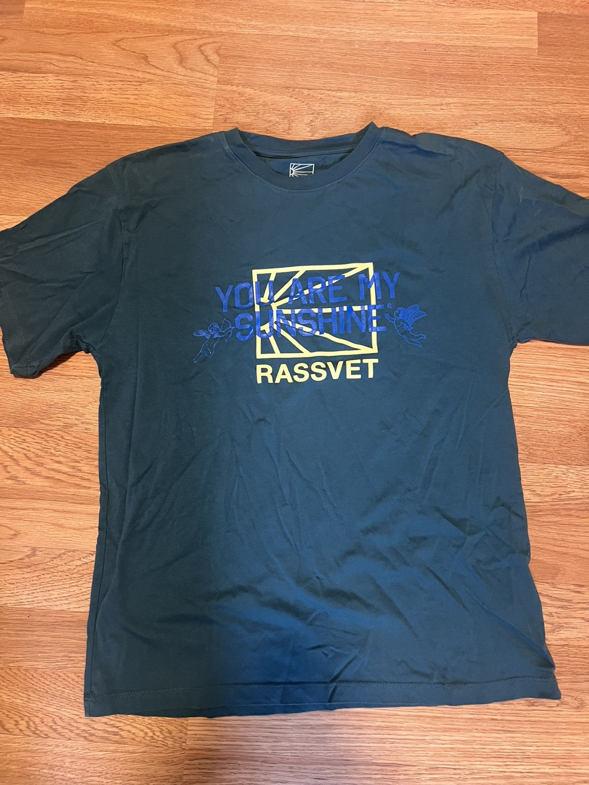 Other Rassvet x dover street market paris tshirt sunshine small Size US S / EU 44-46 / 1 - 1 Thumbnail