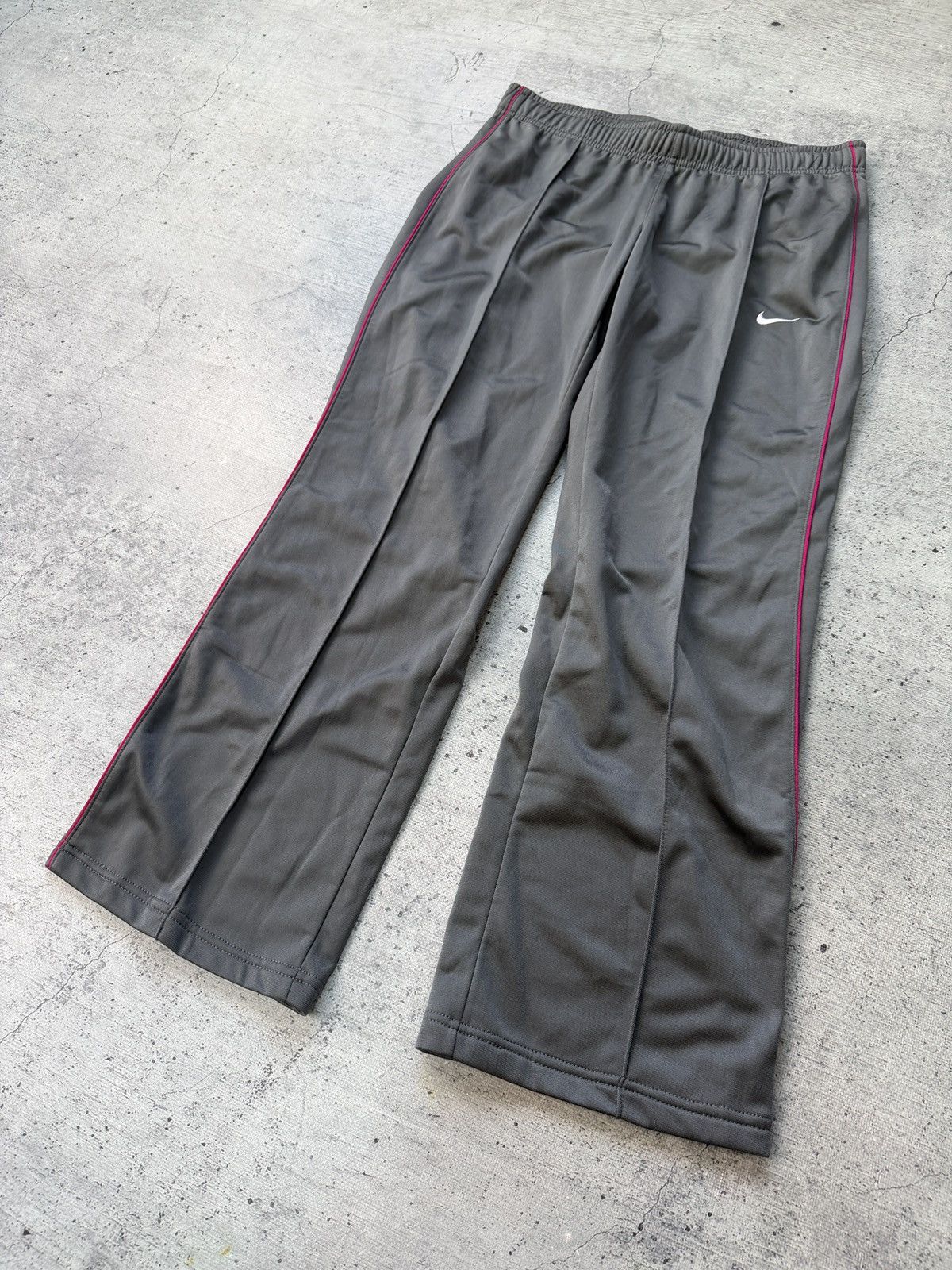 Nike Nike Vintage Pants Nylon Baggy Wide Japan Sweatpants Striped Size US 34 / EU 50 - 4 Thumbnail
