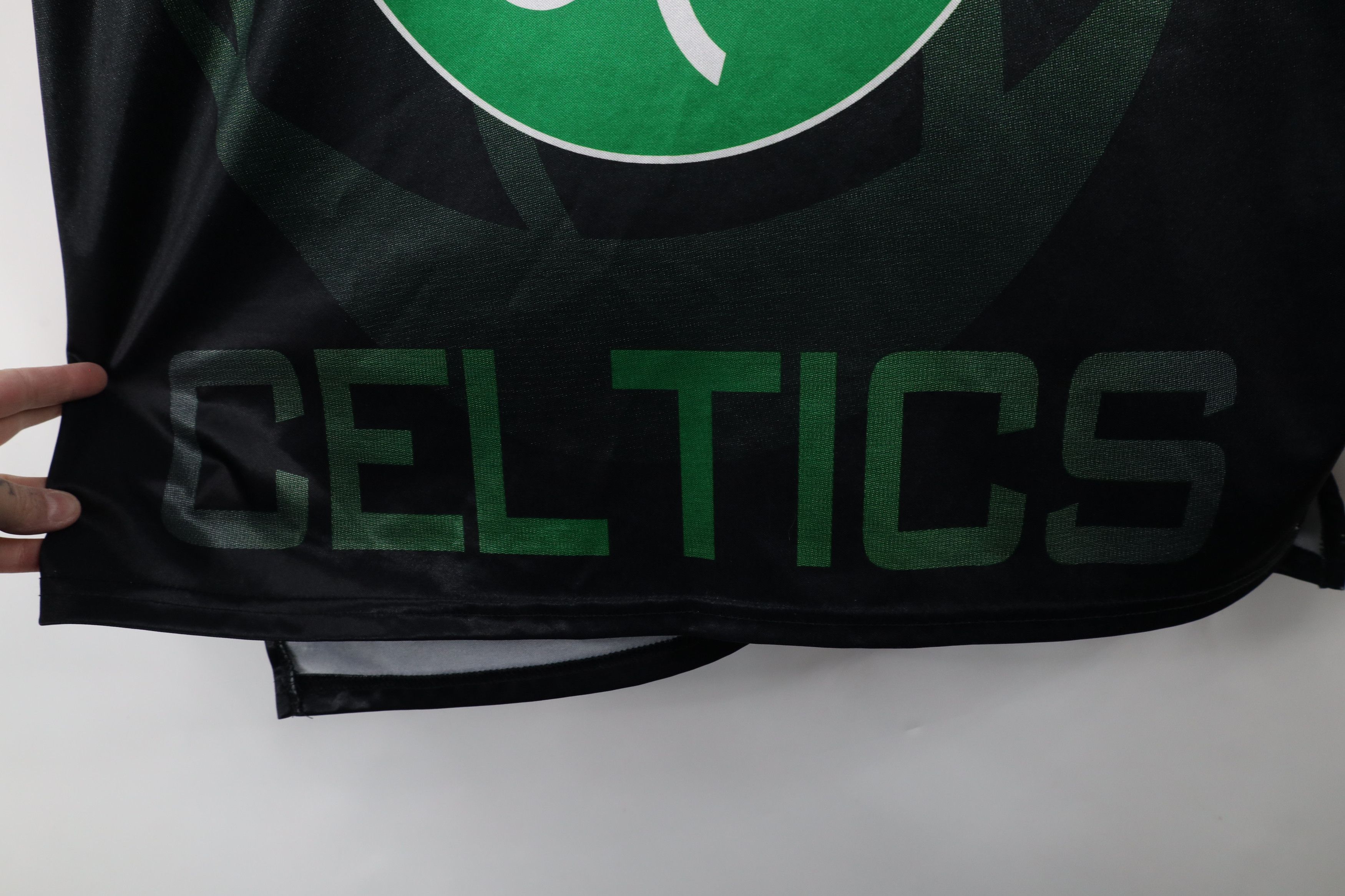 Majestic × Vintage Vintage 90s Majestic Boston Celtics Long Sleeve T-Shirt USA Size US L / EU 52-54 / 3 - 9 Thumbnail