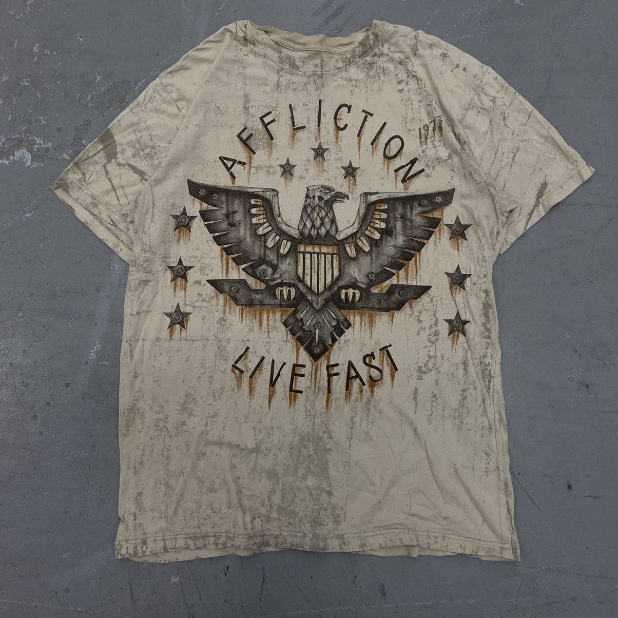 Affliction × Japanese Brand × Vintage Vtg Y2K Affliction Live Fast Rusty Eagle Grunge Goth Tee Size US XL / EU 56 / 4 - 1 Thumbnail