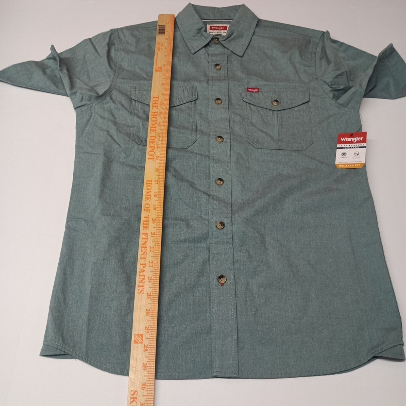 Wrangler Wrangler Men's Relaxed Fit Woven Shirt Size S Small Green Size US S / EU 44-46 / 1 - 5 Thumbnail