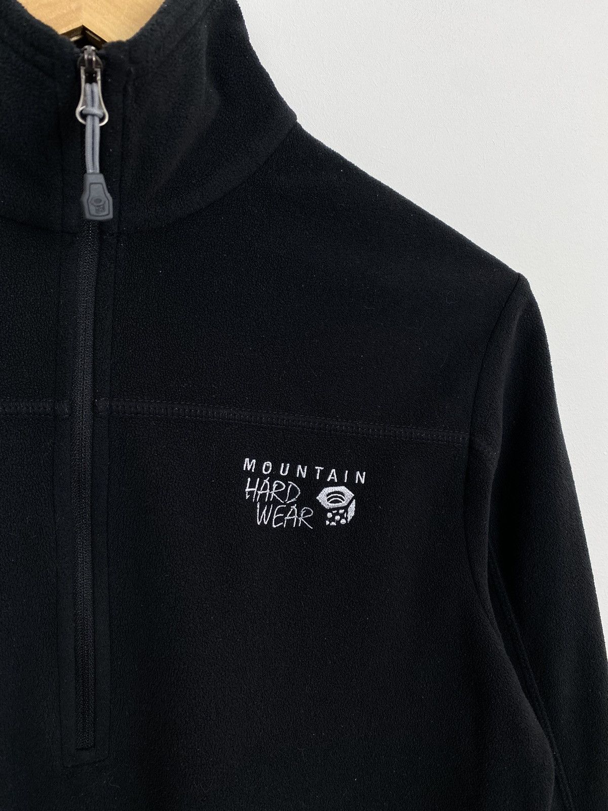 Mountain Hardwear Mountain Hardwear 1/2 Half Zip Fleece Pullover Size S Black Size US S / EU 44-46 / 1 - 3 Thumbnail