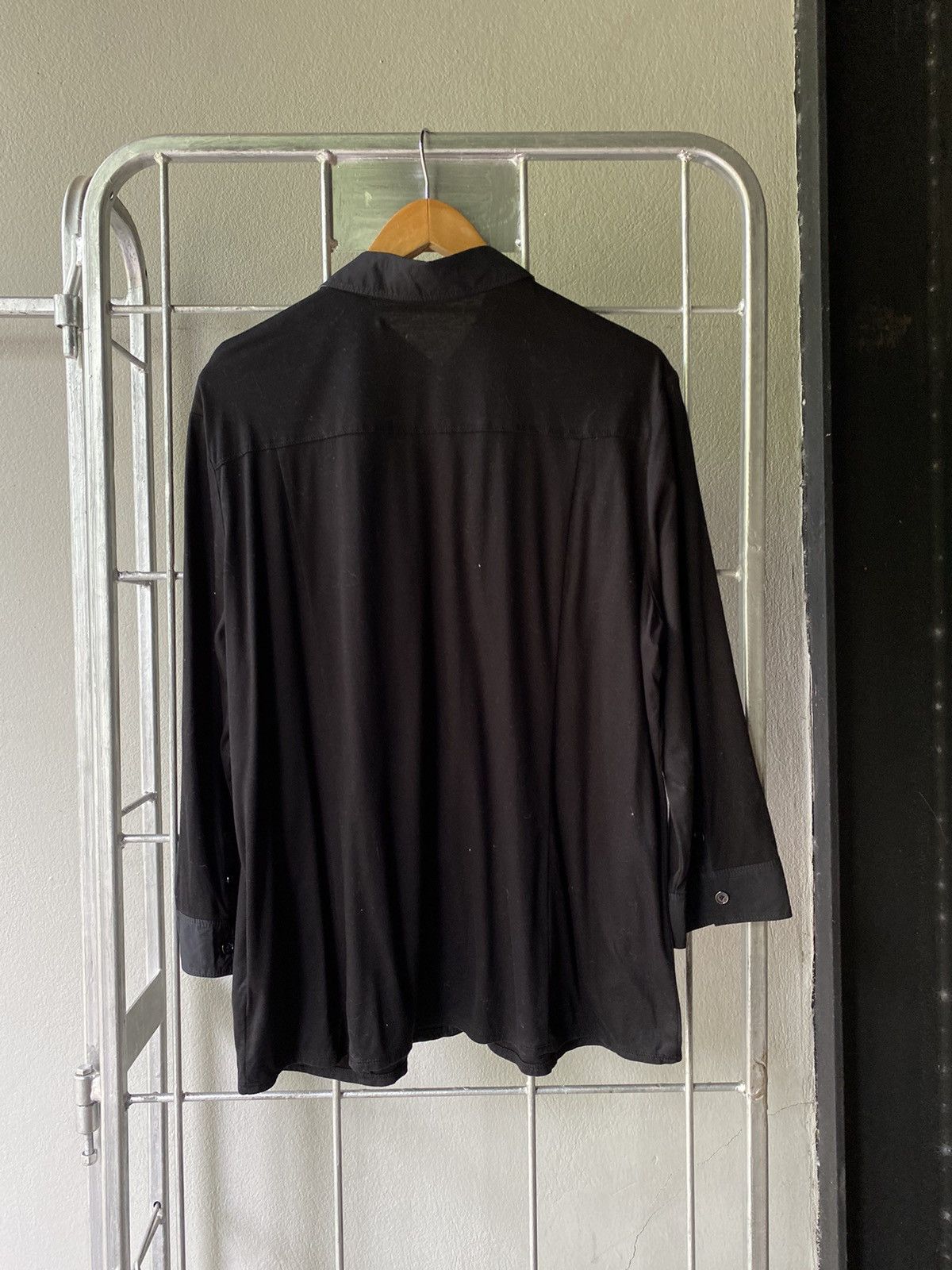 Burberry Burberry 2 pocket black shirt Size ONE SIZE - 7 Thumbnail