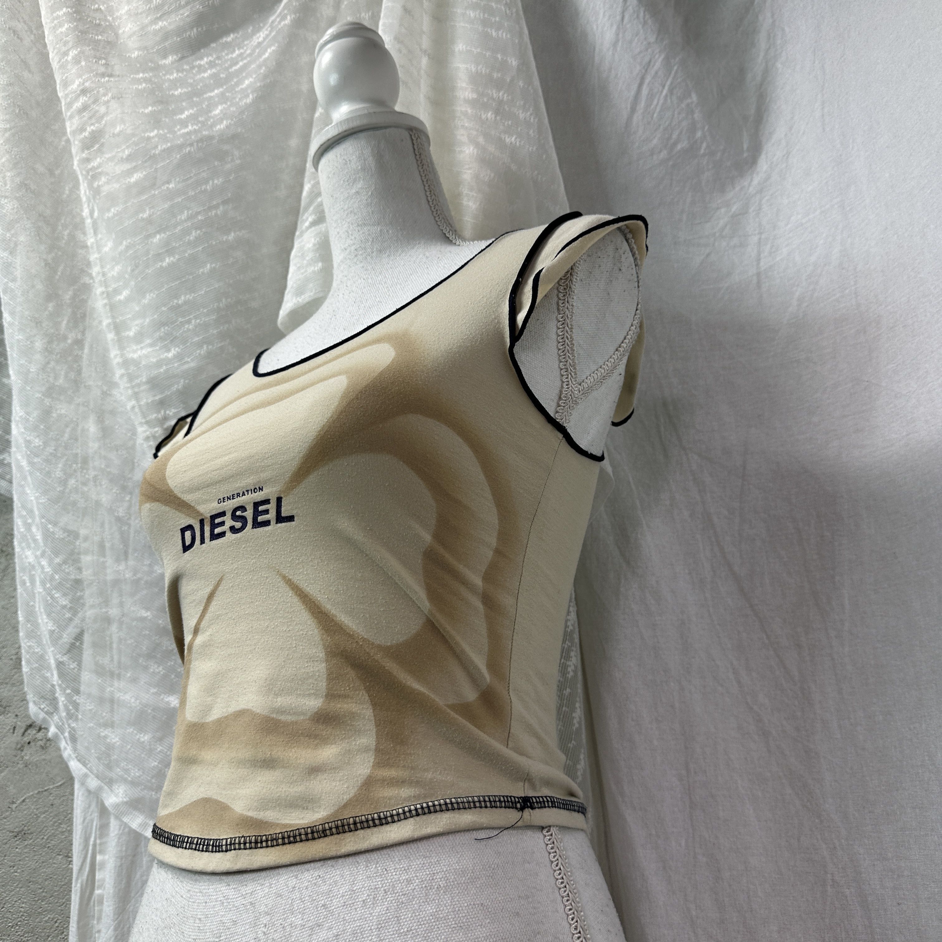 Diesel Vintage Avant Garde Streetwear Diesel Crop Top Y2K Size XL / US 12-14 / IT 48-50 - 4 Thumbnail