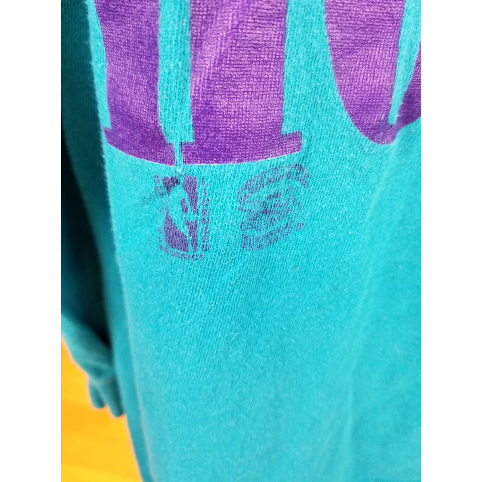 NBA VINTAGE Charlotte Hornets NBA LONG SLEEVE THE GAME T-SHIRT SZ LARGE Shirt Men Blue 90s Concert Basketball Mens Size US L / EU 52-54 / 3 - 4 Thumbnail