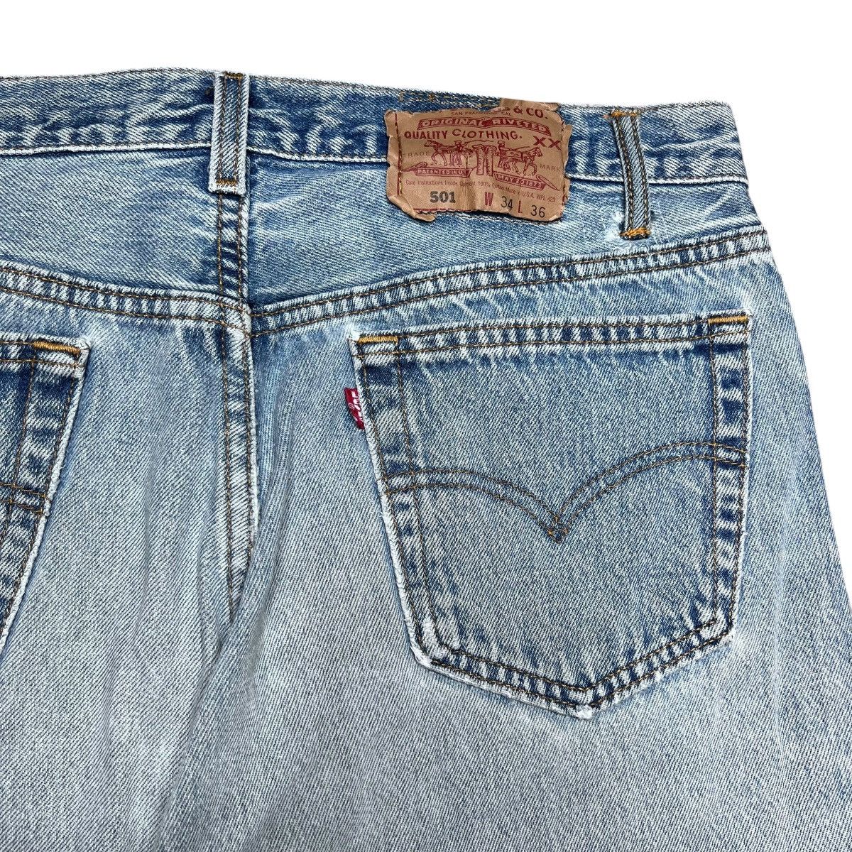Levi's Vintage 1990s Levi’s 501 Button Fly Made In USA Denim Jeans Size US 32 / EU 48 - 14 Thumbnail