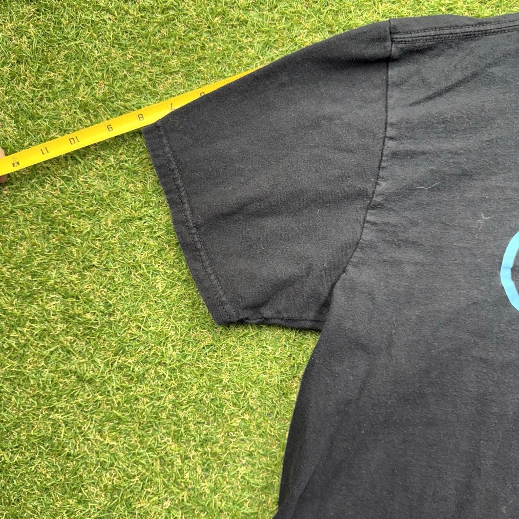 Quiksilver Quiksilver Shirt Mens L Black Casual 2000s Y2K Slim Fit Vintage T-Shirt Womens? Size US L / EU 52-54 / 3 - 6 Thumbnail