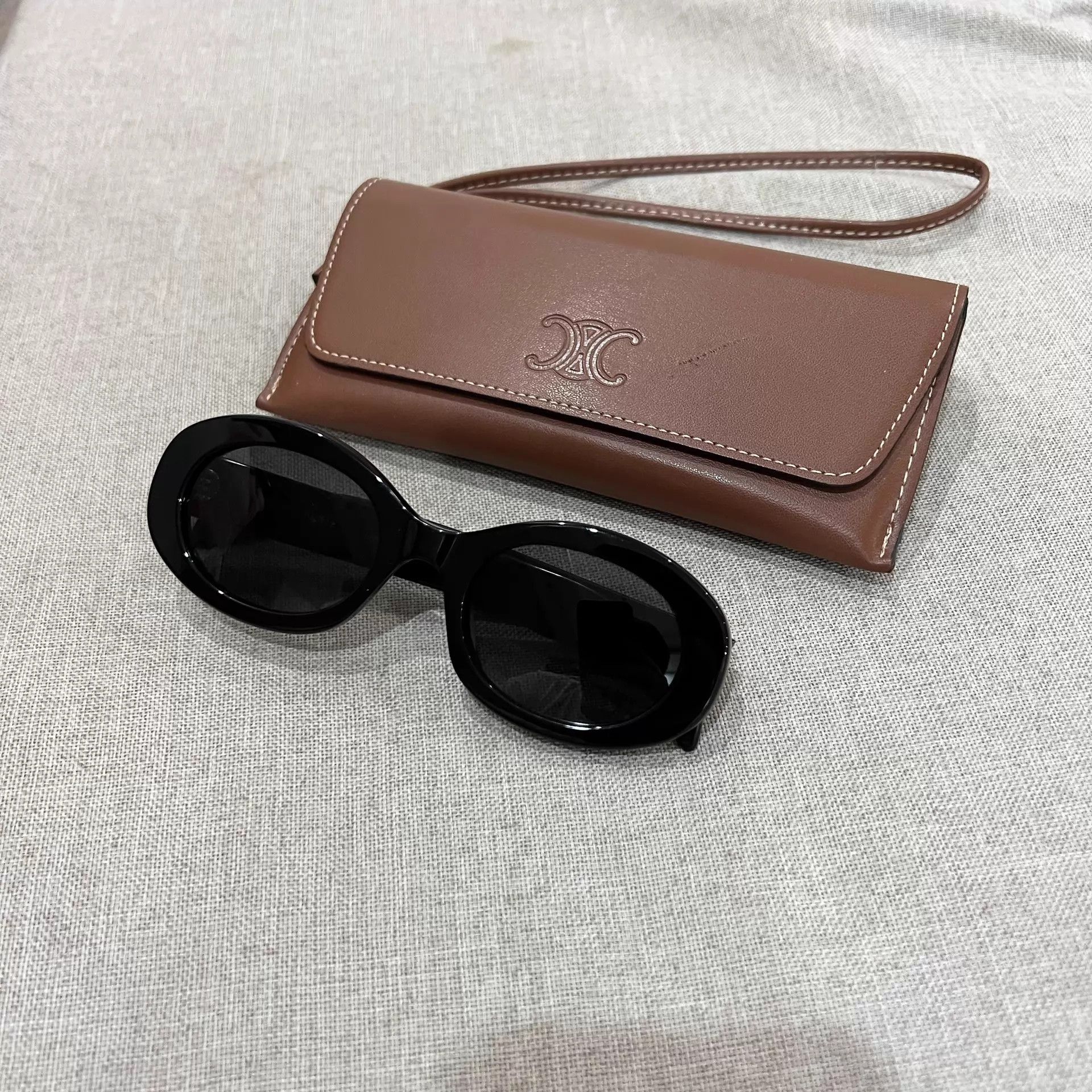 Celine Celine Gold Triomphe Logo Oval Sunglasses 99 New Size ONE SIZE - 2 Thumbnail