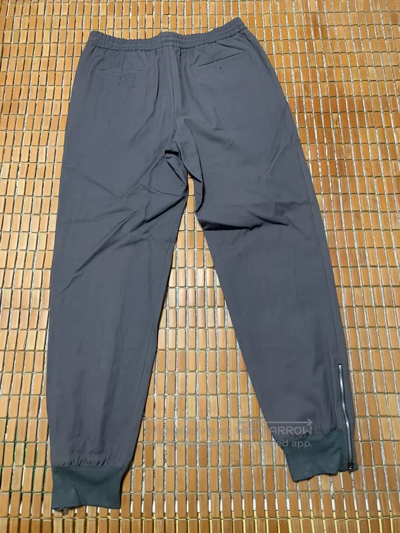 Hermes Hermes Zippered joggers with elastic cuffs Size US 26 / EU 42 - 2 Thumbnail