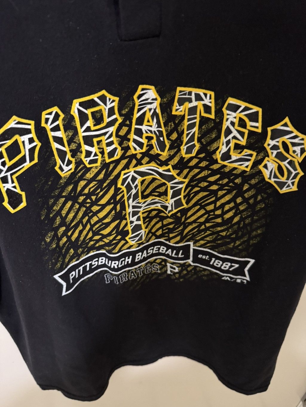 Majestic Pittsburgh Pirates Majestic Henley T-Shirt Black Men Size L Size US L / EU 52-54 / 3 - 4 Thumbnail