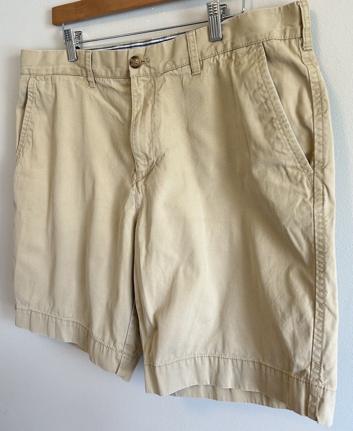 Tommy Hilfiger Tommy Hilfiger Men’s Tan Beige Khaki Summer Shorts - Size 38 Size US 38 / EU 54 - 3 Thumbnail
