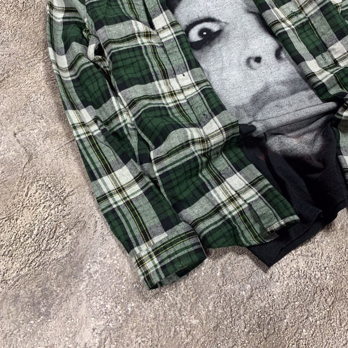 Vintage Vintage 90s Grunge Graphic Shirt Plaid Oversized Skate S Size US S / EU 44-46 / 1 - 3 Thumbnail