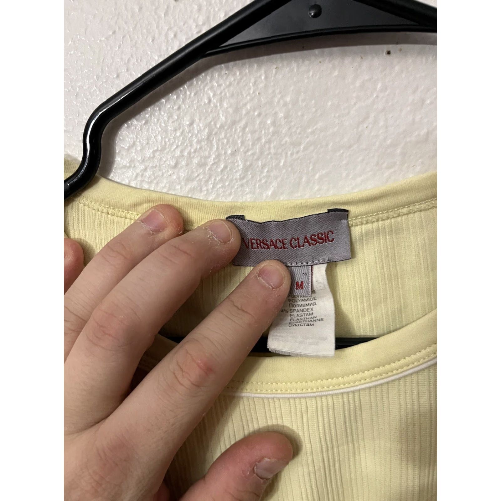 Versace Versace Classic soft mens ribbed tshirt Authenticated Medium Yellow Authentic Size US L / EU 52-54 / 3 - 2 Thumbnail