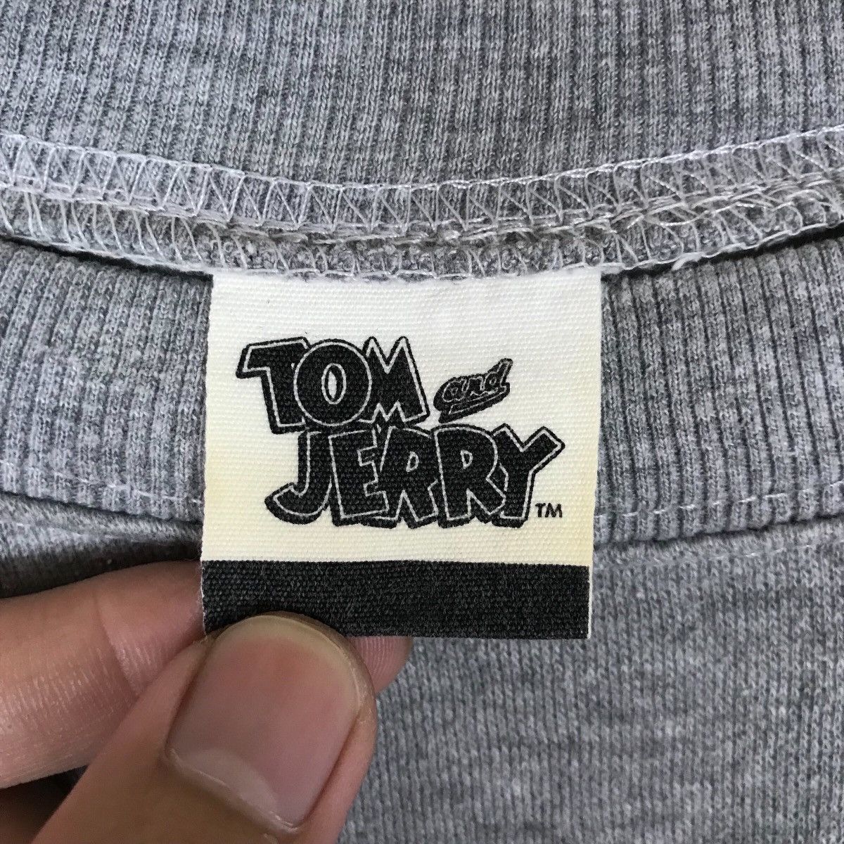 Vintage Vintage Tom and Jerry Cartoon Character Pullover Jumper Size US XL / EU 56 / 4 - 6 Thumbnail