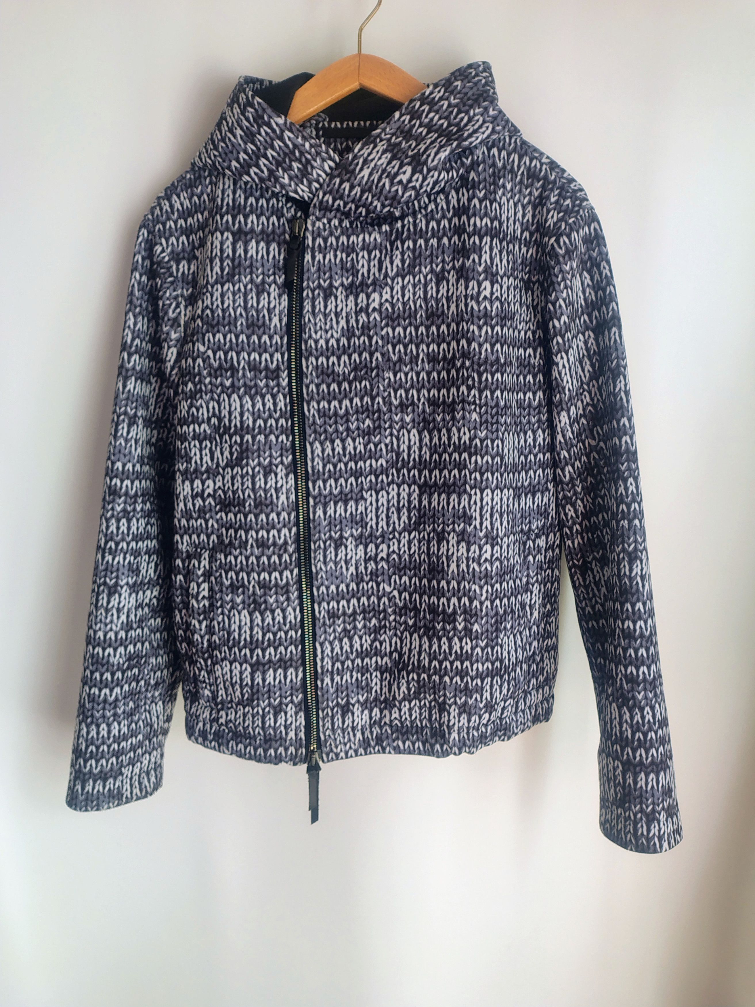 Giorgio Armani Giorgio Armani Main Line Trompe-l’œil Knit-Print Tech Size US L / EU 52-54 / 3 - 1 Thumbnail