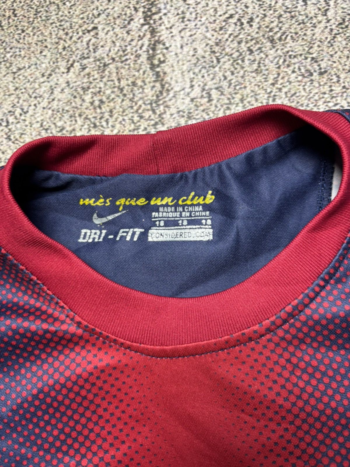 Nike Jersey Messi Barcelona Nike 2012 2013 football y2k navy blue Size US S / EU 44-46 / 1 - 7 Thumbnail