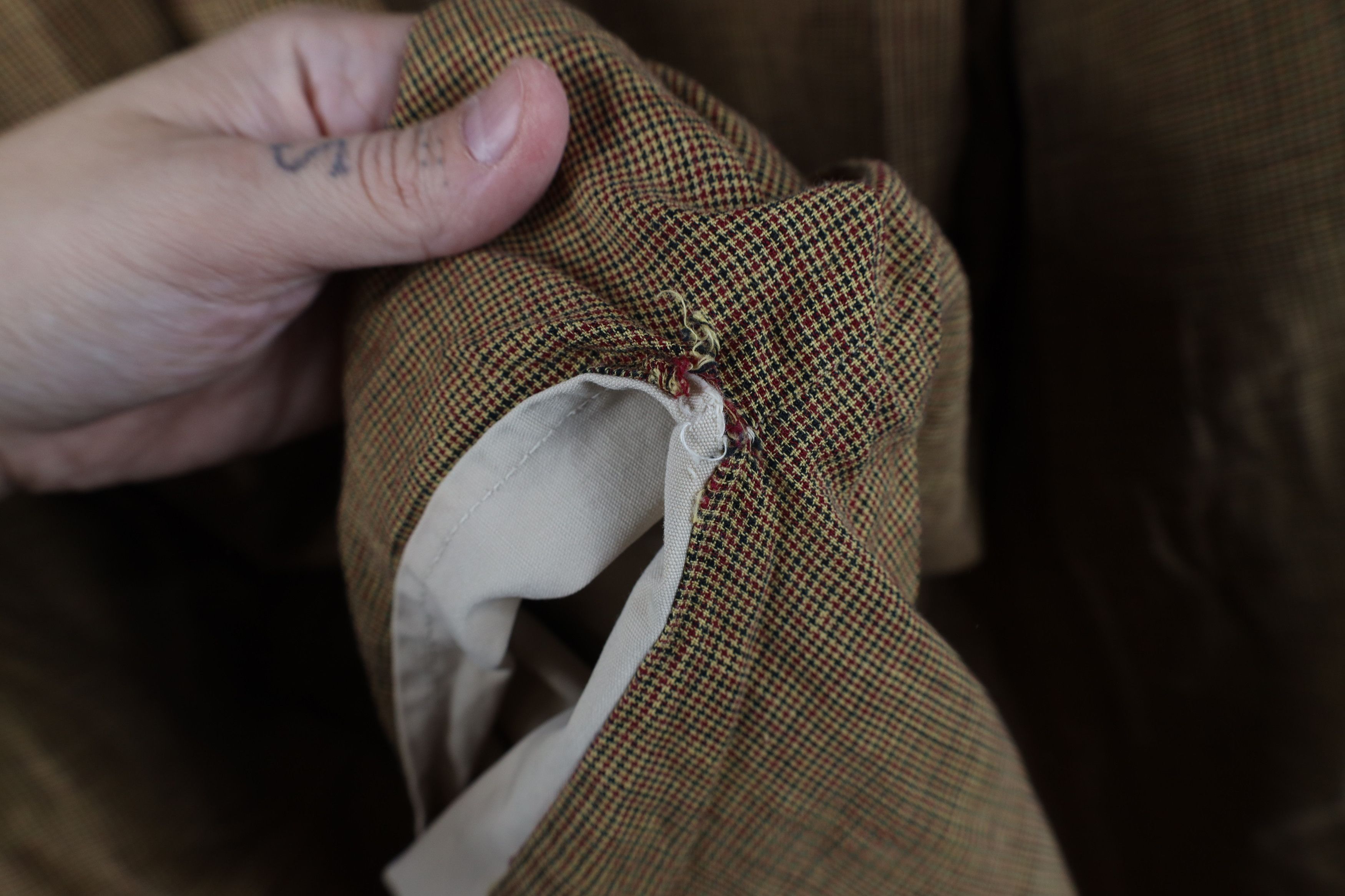Vintage Vintage 60s 70s Streetwear Trench Coat Rain Jacket Beige Tan Size US L / EU 52-54 / 3 - 12 Thumbnail