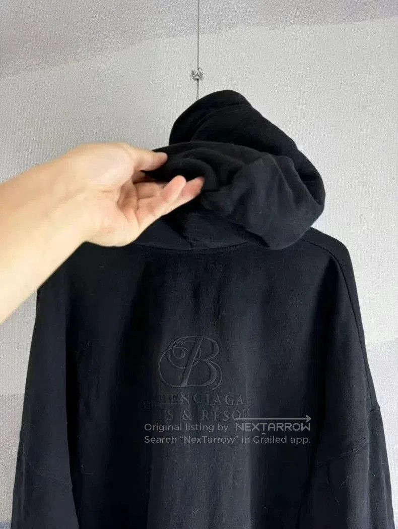 Balenciaga Balenciaga Black Embroidered Zip Hoodie. Size US L / EU 52-54 / 3 - 3 Thumbnail