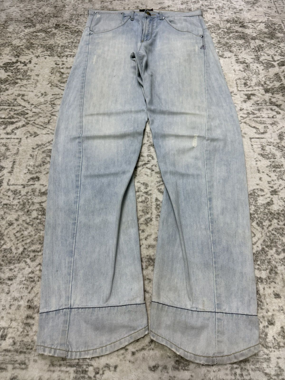 Vintage Levis enginereed Jeans Light Wash Twisted Seam Denim