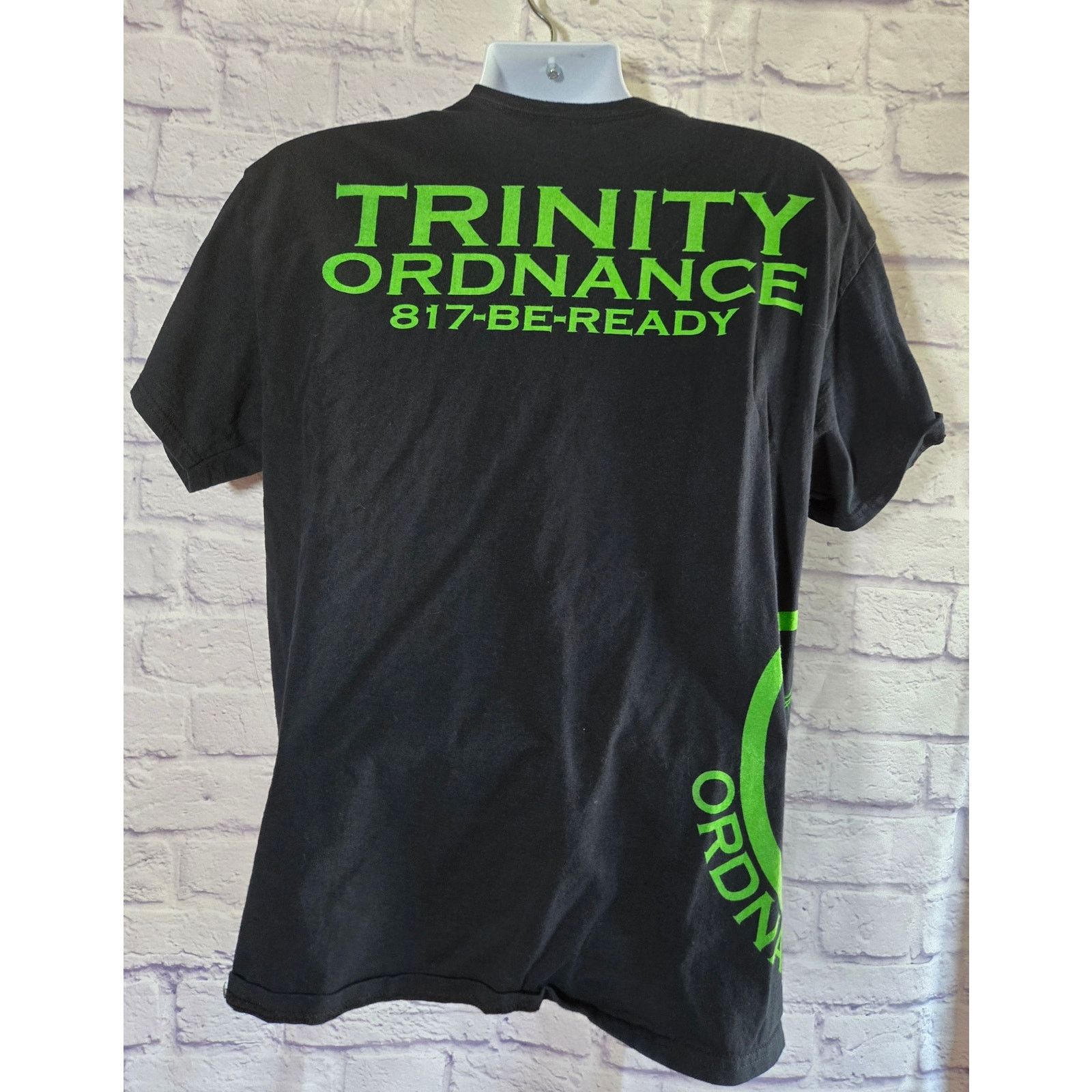 Gildan Gildan Black Green Trinity Ordnance Graphic T Shirt Large Size US L / EU 52-54 / 3 - 2 Thumbnail