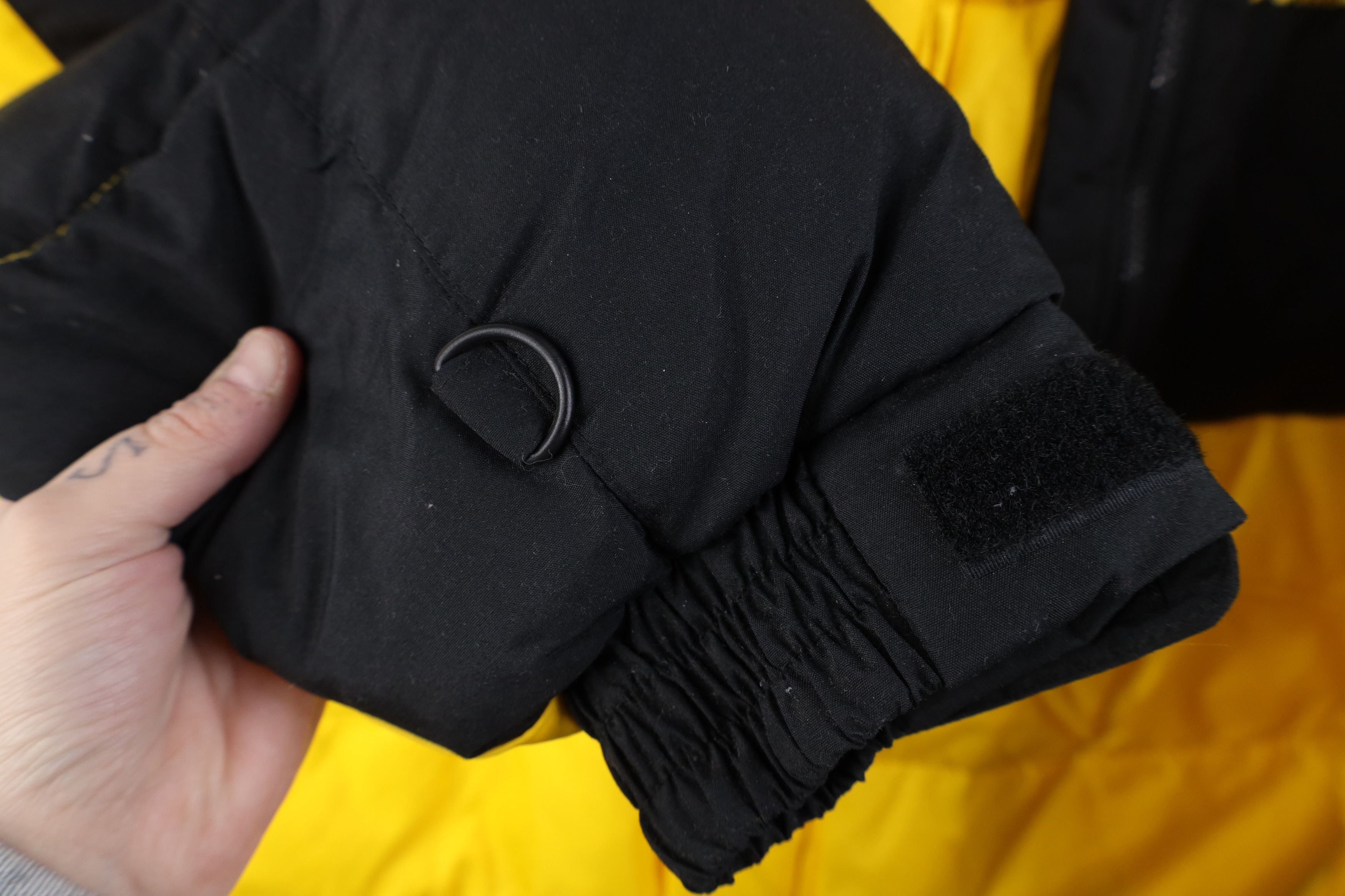 Vintage Deadstock Vintage 90s Streetwear Down Puffer Jacket Yellow Size US XL / EU 56 / 4 - 7 Thumbnail