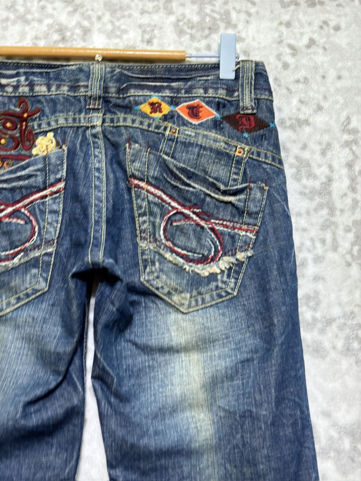 Ed Hardy Y2K Red Pepper Embroidery Mud Wash Finish Flared Jeans Size US 28 / EU 44 - 10 Thumbnail