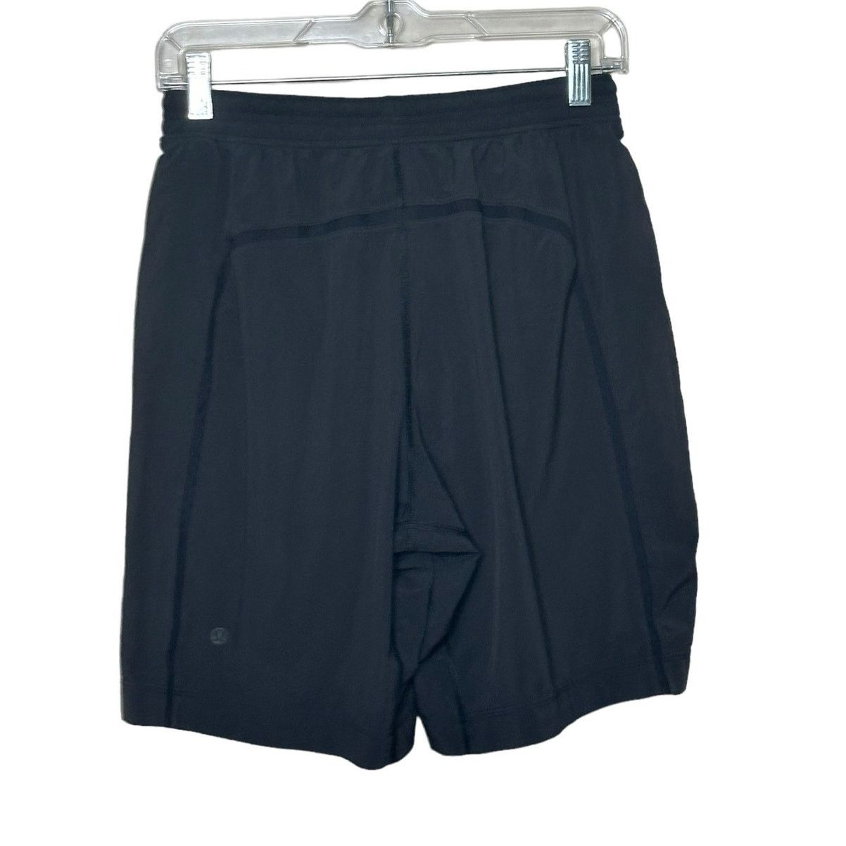 Lululemon Lululemon black active shorts size 29 Size US 36 / EU 52 - 2 Thumbnail