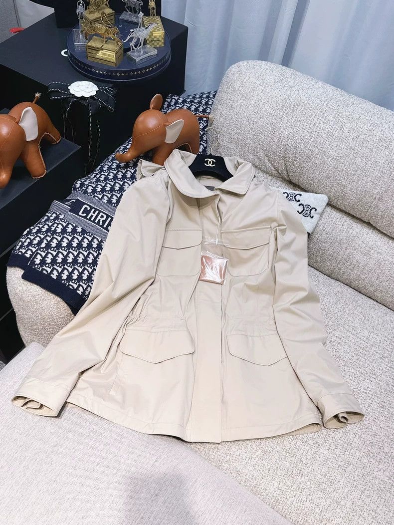 Loro Piana LORO PIANA A traveler's four-pocket long-sleeved zippered Size L / US 10 / IT 46 - 1 Thumbnail