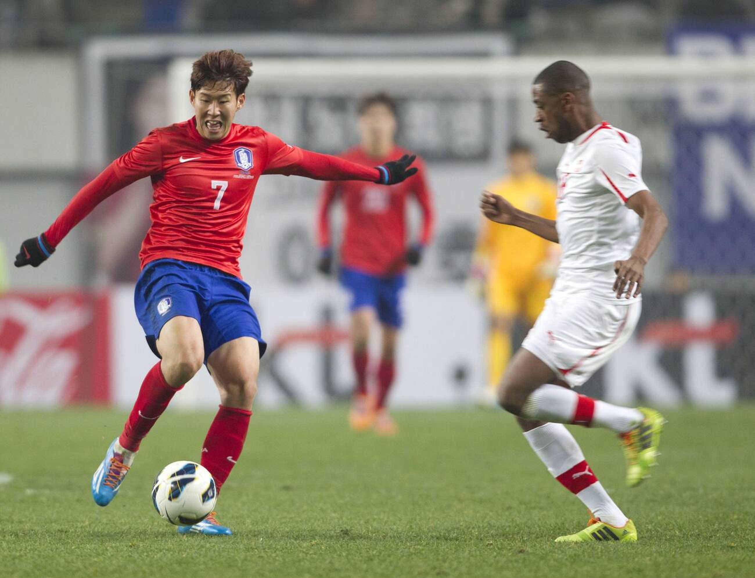 Nike South Korea 2013 Home Size US XL / EU 56 / 4 - 6 Thumbnail