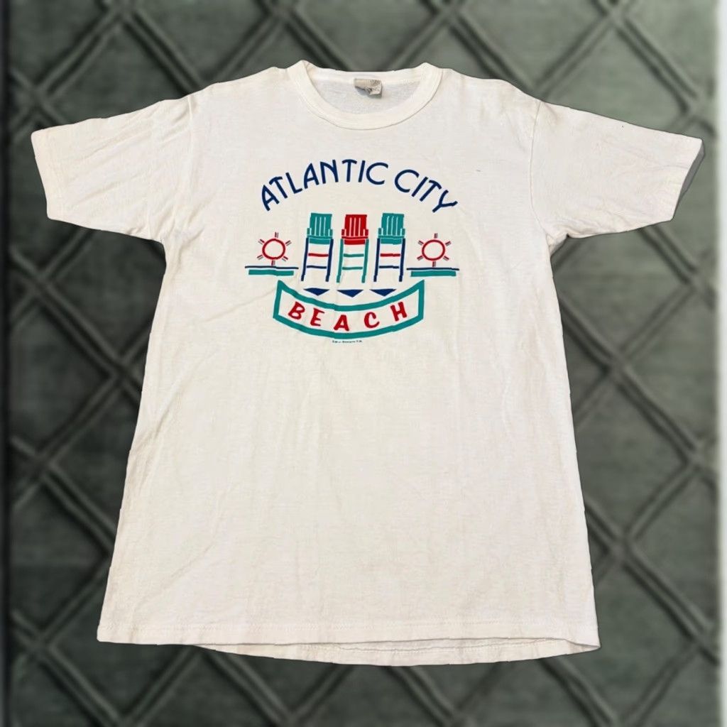 Vintage VINTAGE 90s Atlantic City Beach New Jersey Tourist Art T-Shirt Medium White Mens Size US M / EU 48-50 / 2 - 1 Thumbnail