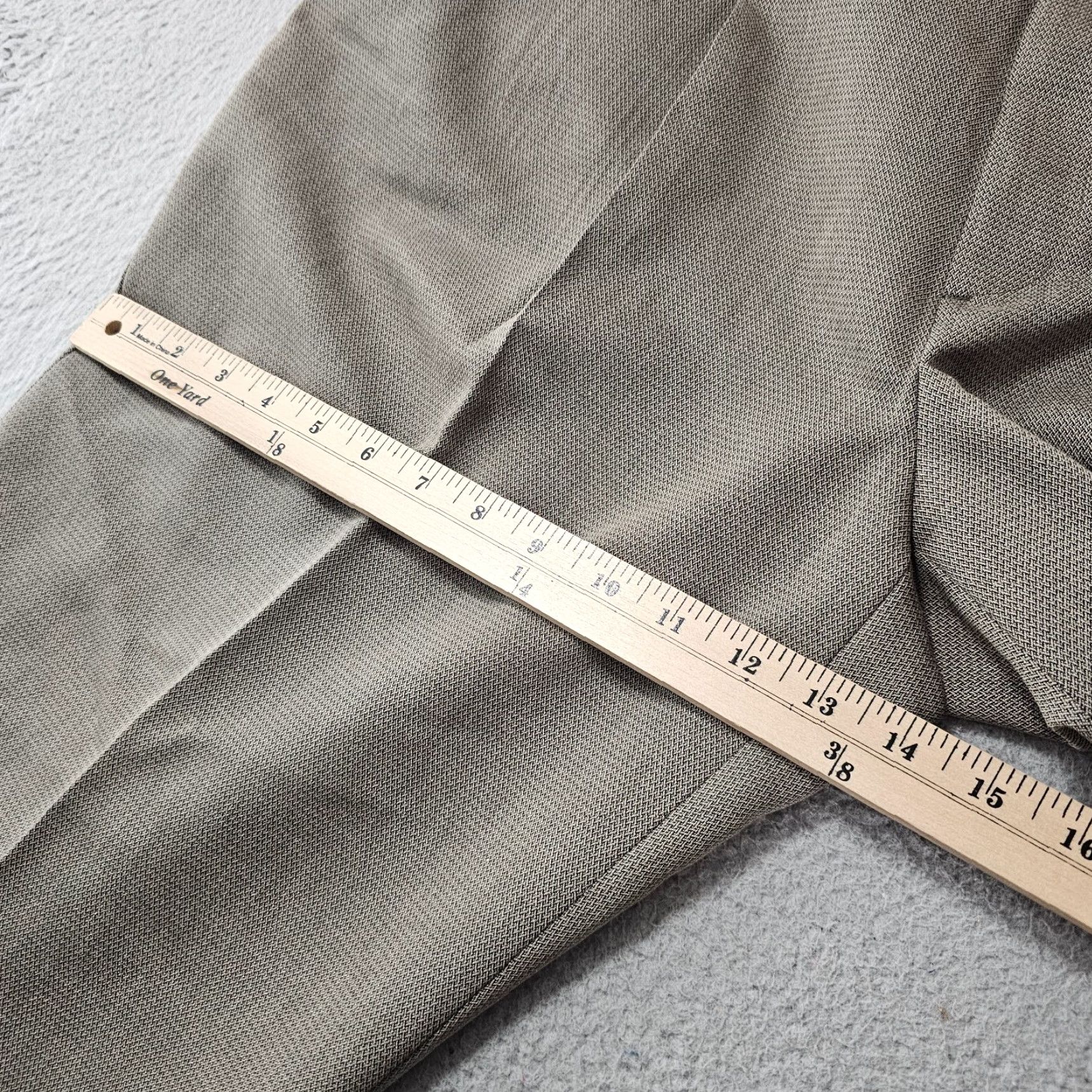 Haggar VINTAGE Haggar Dress Pants Mens 40x30 Taupe Classic Fit Pleated Cuffed USA Made Size US 40 / EU 56 - 4 Thumbnail