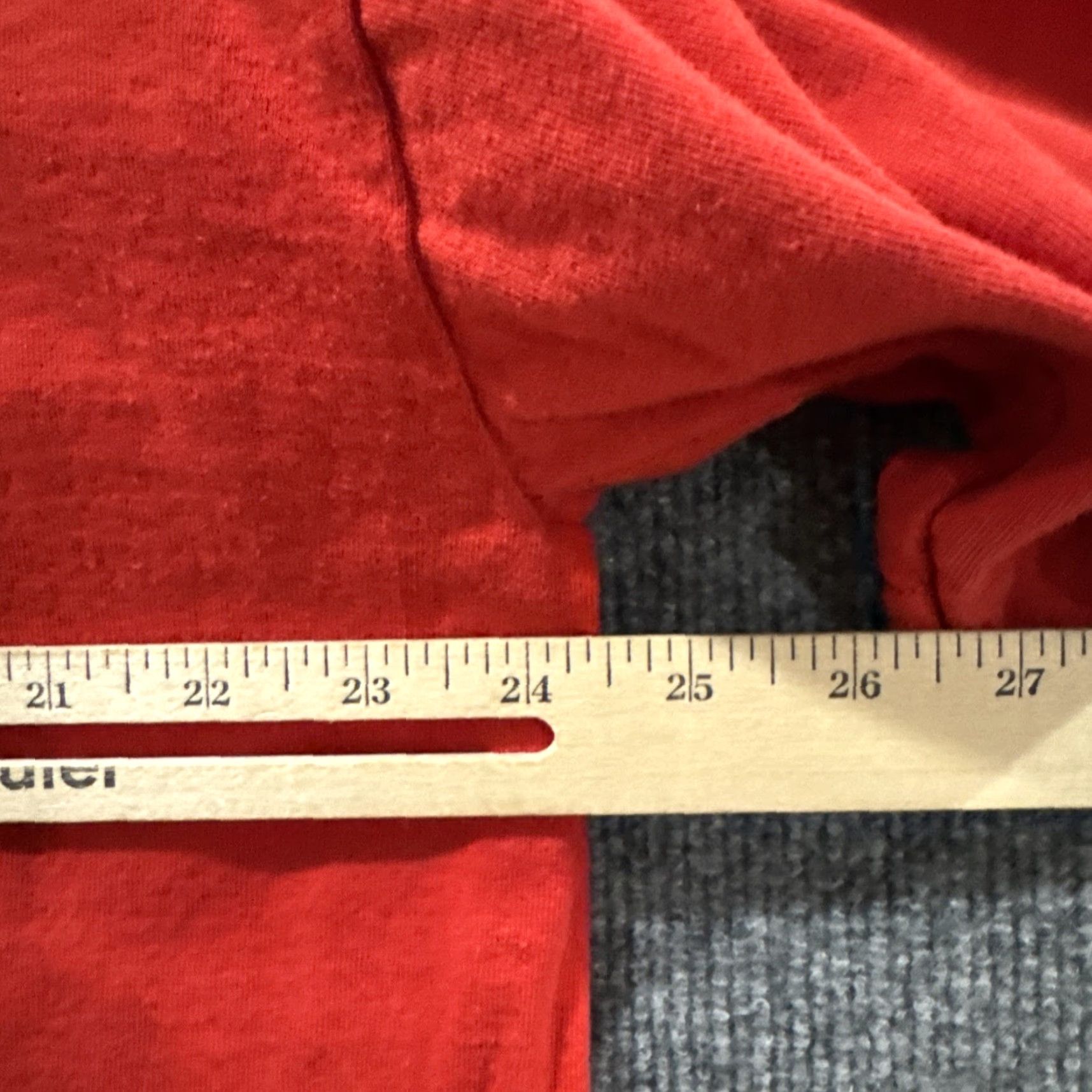 Gildan VINTAGE Wizard Of Oz Took The Shoes Toto Red T-Shirt Men’s 2XL HTF Y2K Mens 90s Gildan Regular Size 2XL Red T-Shirt Size US XXL / EU 58 / 5 - 7 Thumbnail