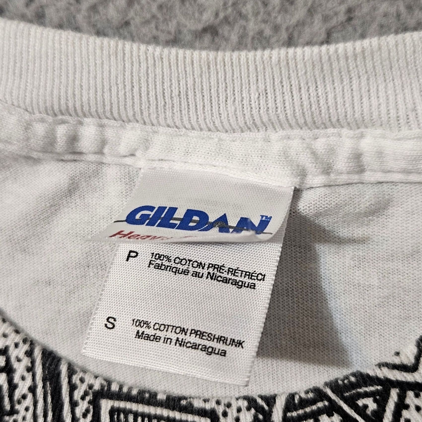 Gildan Blink 182 Neighborhoods Grafitti Cityscape T Shirt 2011 Tour Gildan Size Small White Mens Small Shirts White GF 2011 Tour Mens S Size US S / EU 44-46 / 1 - 4 Thumbnail