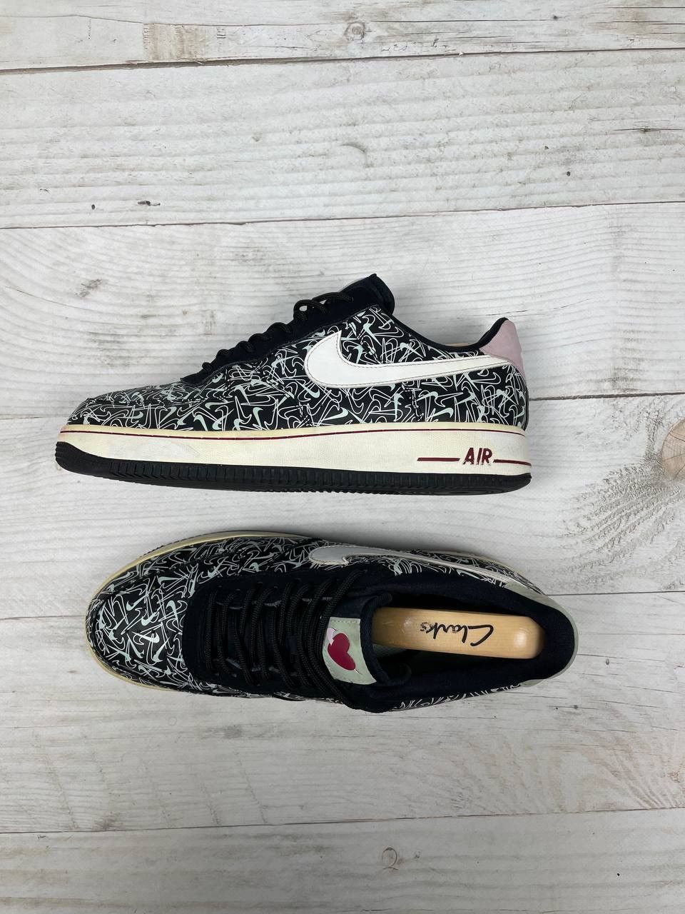 Nike Nike Air Force 1’07 SE Low Valentine Day Sneakers Size US 10.5 / EU 43-44 - 2 Thumbnail