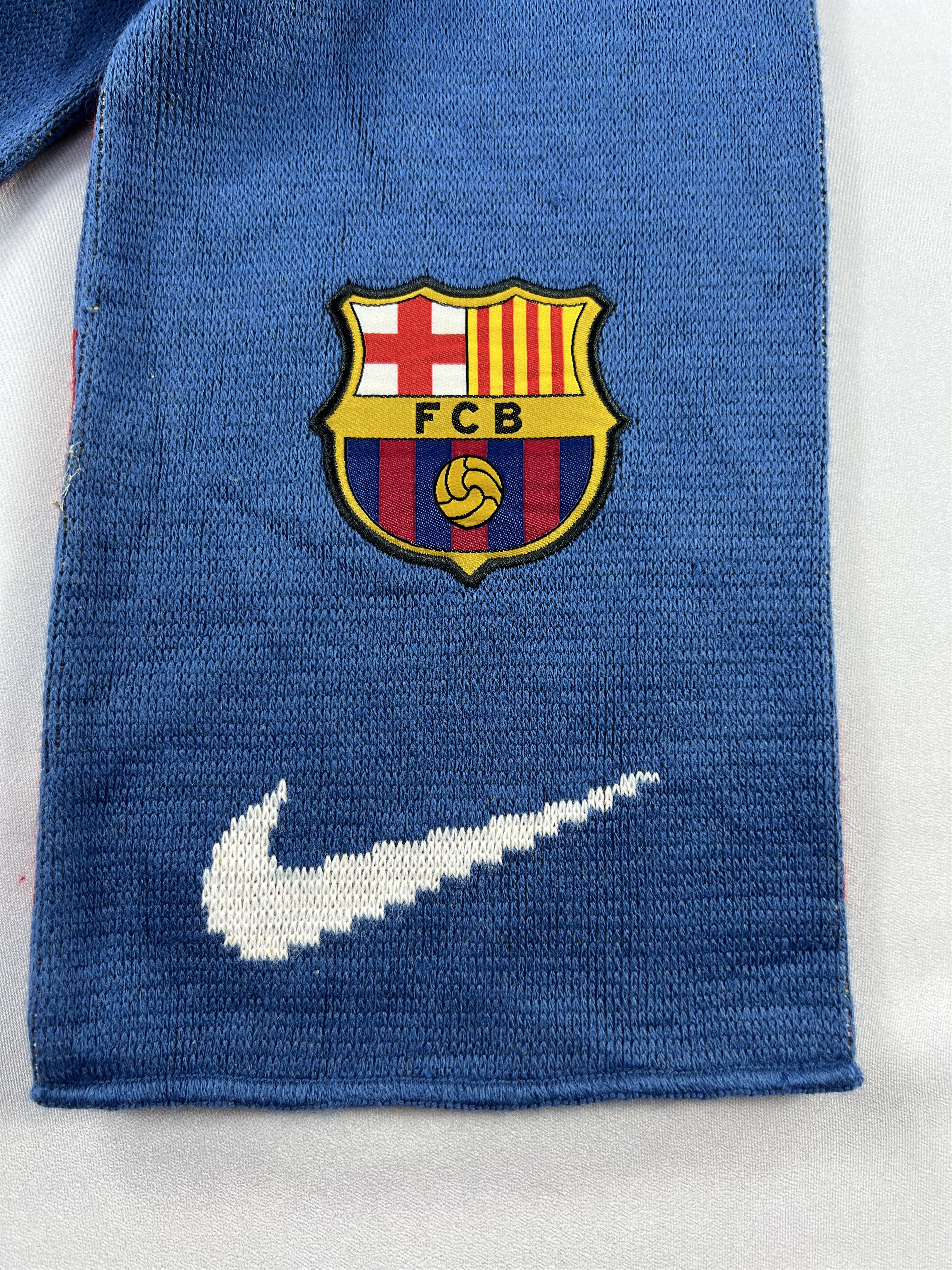 Vintage F. C. Barcelona Scarf / Muffler / Neckwear P1002 Size ONE SIZE - 4 Thumbnail
