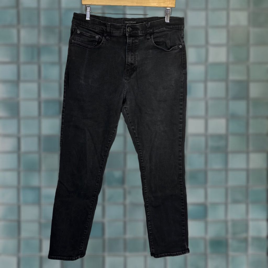 Lucky Brand Lucky Brand 410 Athletic Straight Jeans Mens 36x32 Black Denim Stretch Size US 36 / EU 52 - 1 Thumbnail