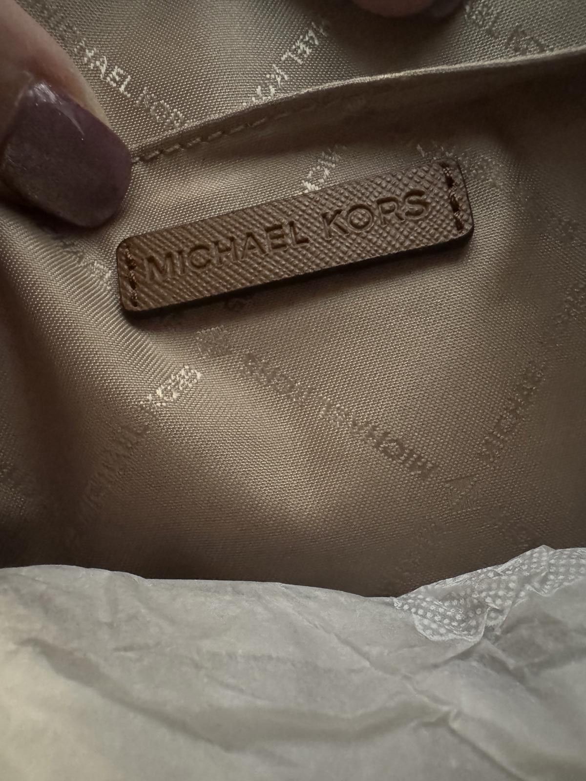 Michael Kors Michael Kors Brown Leather Crossbody with Gold Chain Strap Size ONE SIZE - 6 Thumbnail