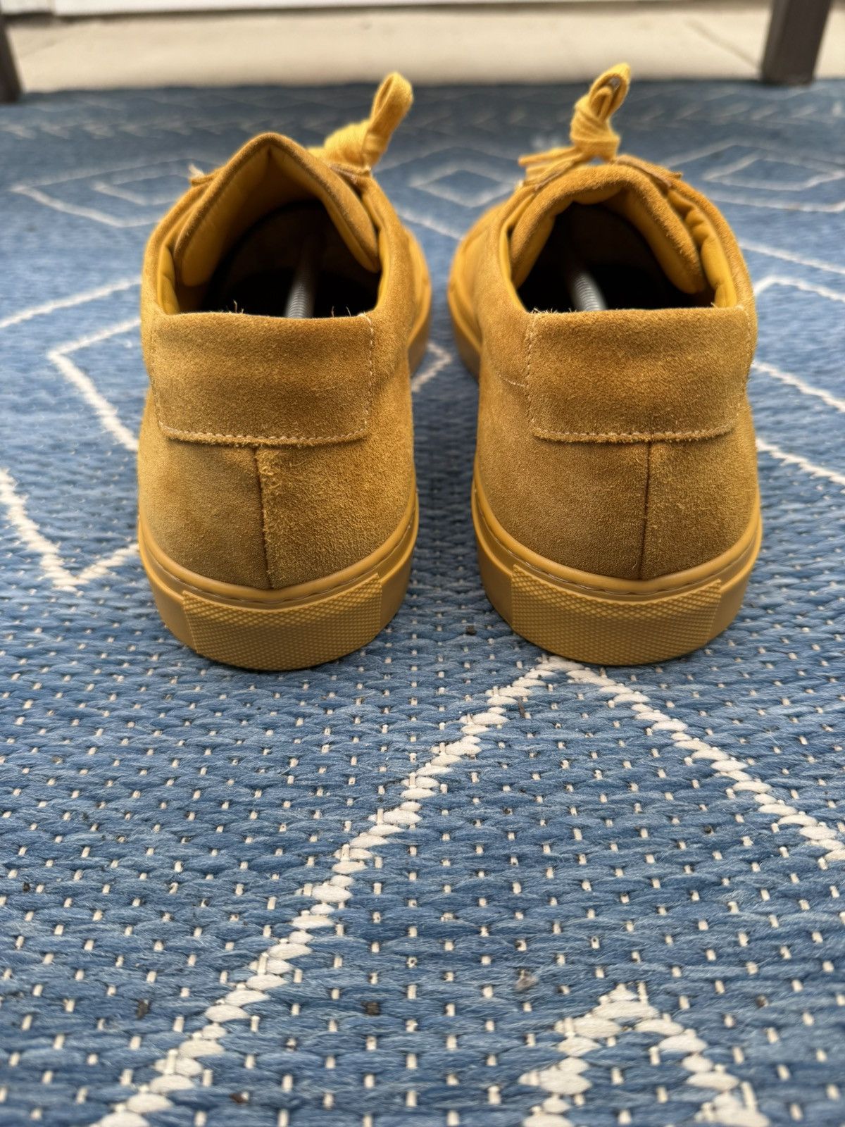 Common Projects Common Projects Achilles low yellow suede size 45–12 Size US 12 / EU 45 - 6 Thumbnail