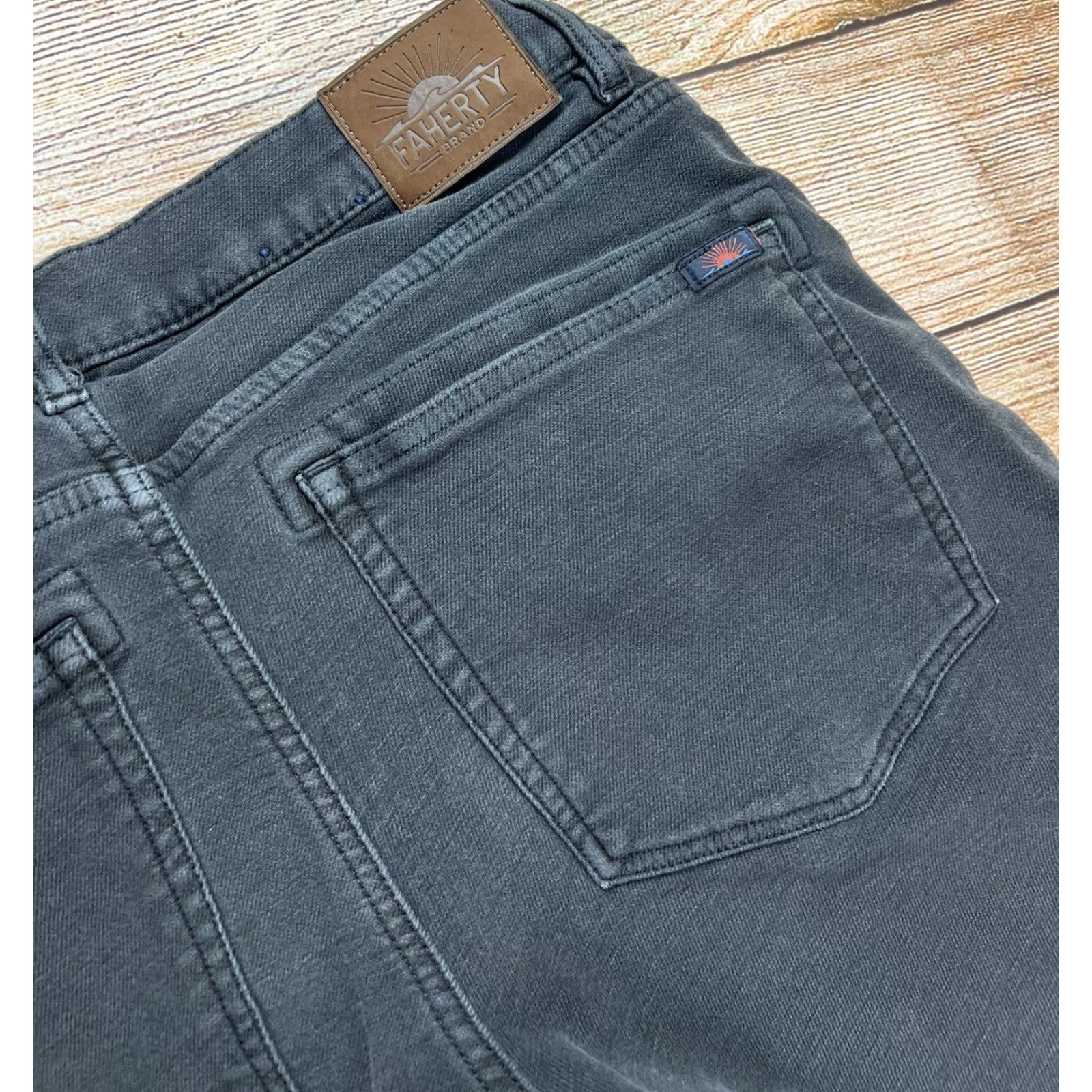 Faherty Faherty Jeans Women Straight Regular Black 33 Inseam 31 5-Pocket Denim Cotton Vintage No Size 33 Womens Size 24" / US 00 / IT 34 - 3 Thumbnail