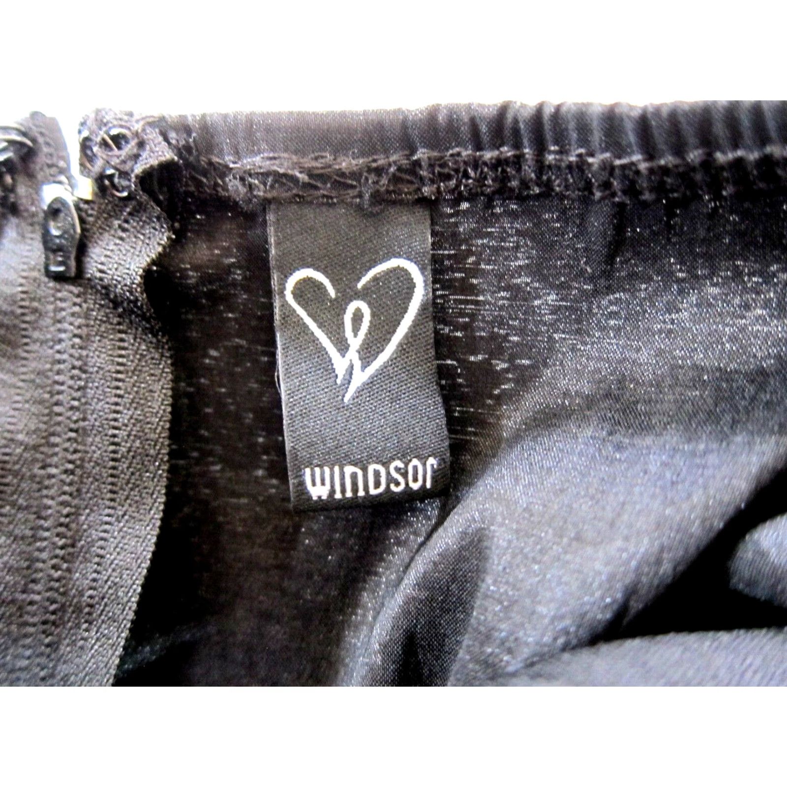 Vintage Windsor Black Pink Embroidered Rose Floral Strapless Sweetheart Prom Dress XS Size XS / US 0-2 / IT 36-38 - 6 Thumbnail