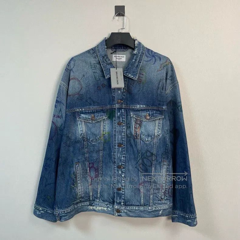 Balenciaga Balenciaga Graffiti Printed Denim Jacket Size US M / EU 48-50 / 2 - 1 Thumbnail