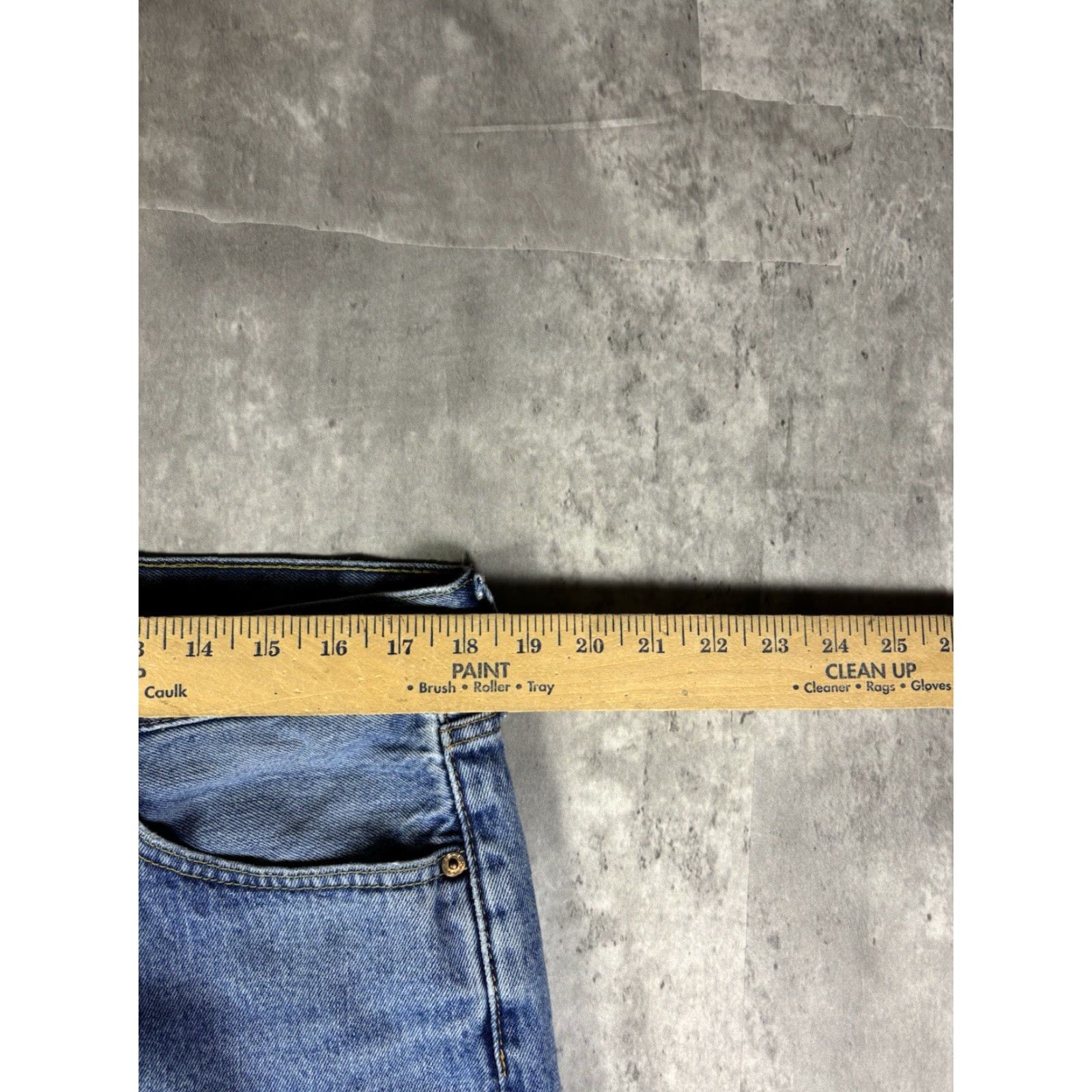 Levi's VINTAGE Levi's 505 Jeans Straight Denim 36x29 Men Regular 90s USA Retro Medium Blue Cotton Jeans Size US 36 / EU 52 - 7 Thumbnail