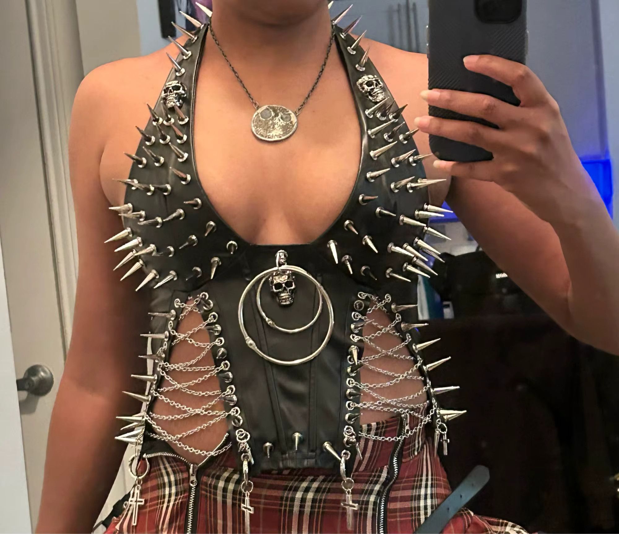 Japanese Brand bustier top gothic y2k top Rivets Skull Size S / US 4 / IT 40 - 3 Thumbnail