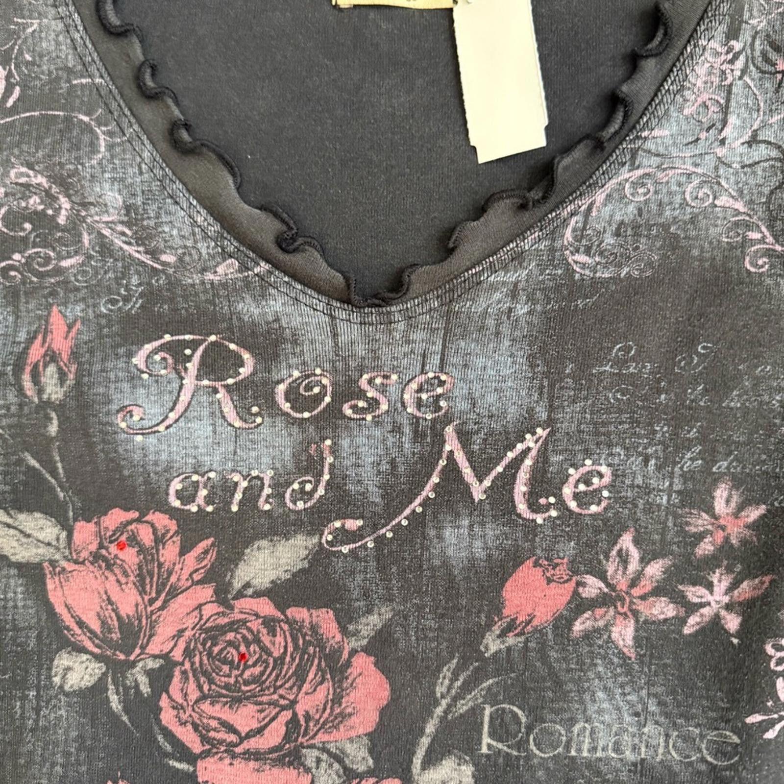 Cactus Plant Flea Market Cactus Long Sleeve Top - Black and Pink Floral Size M / US 6-8 / IT 42-44 - 3 Thumbnail