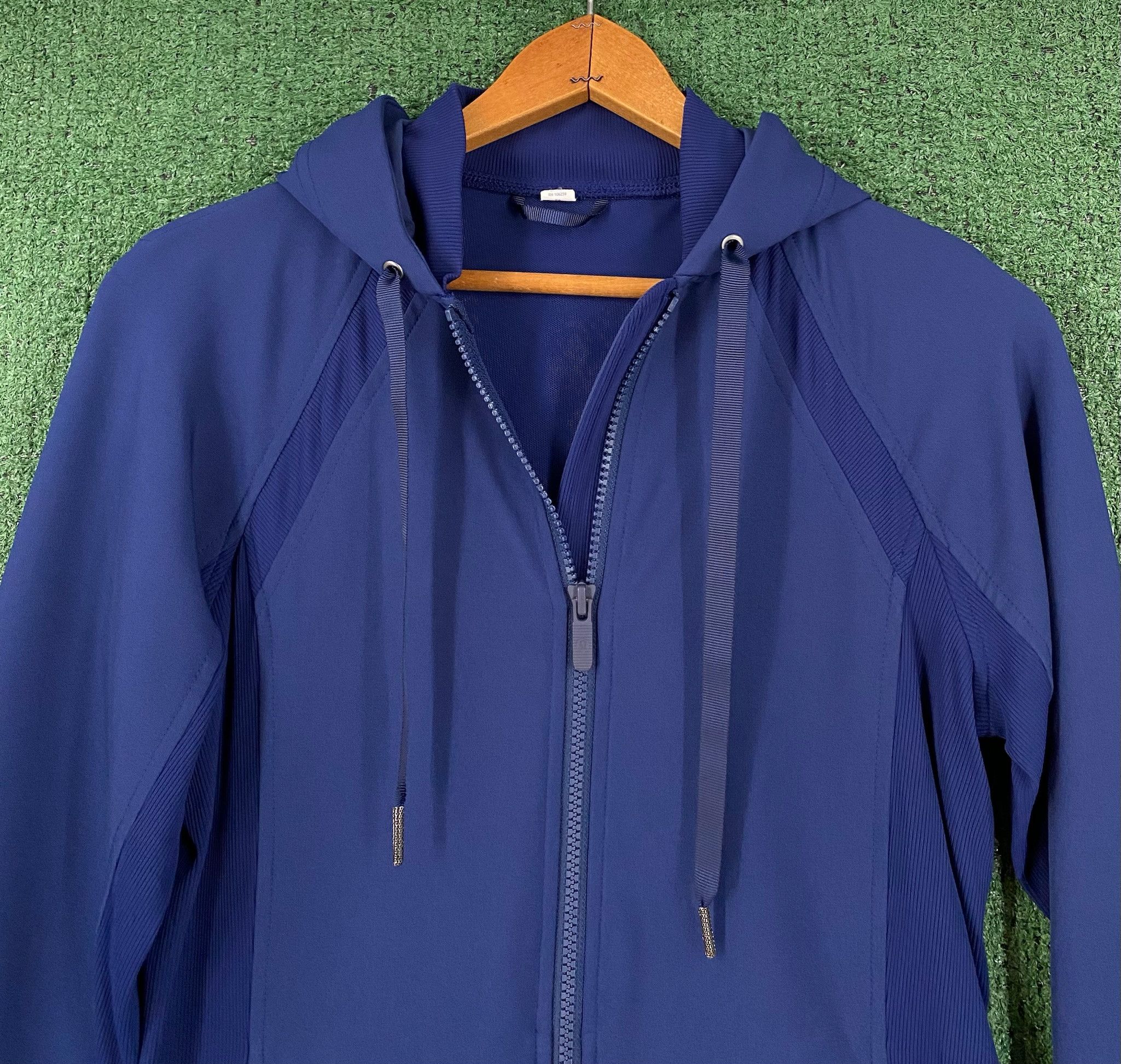 Lululemon Lululemon Get Ready Navy Blue Jacket Women’s Size 4 Size S / US 4 / IT 40 - 2 Thumbnail